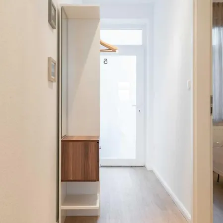 Marin, 05 ツィノヴィッツ