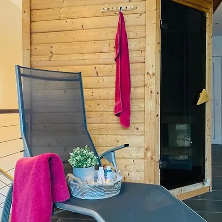 Marin, 05 アパート