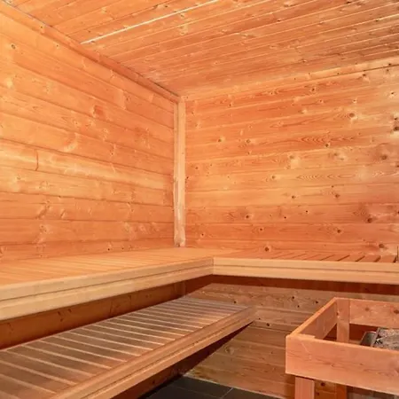 Marin, 05 * ツィノヴィッツ